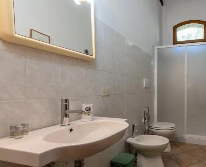 Il Leccio - Casa Toscana San Gimignano Gambassi Terme Extérieur photo